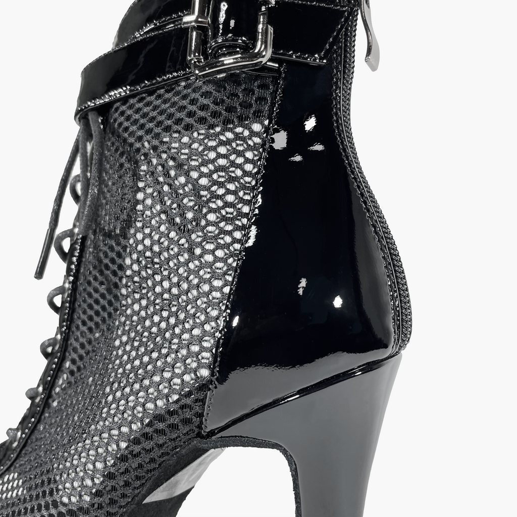 BOTÍN LEERY CHAROL NEGRO