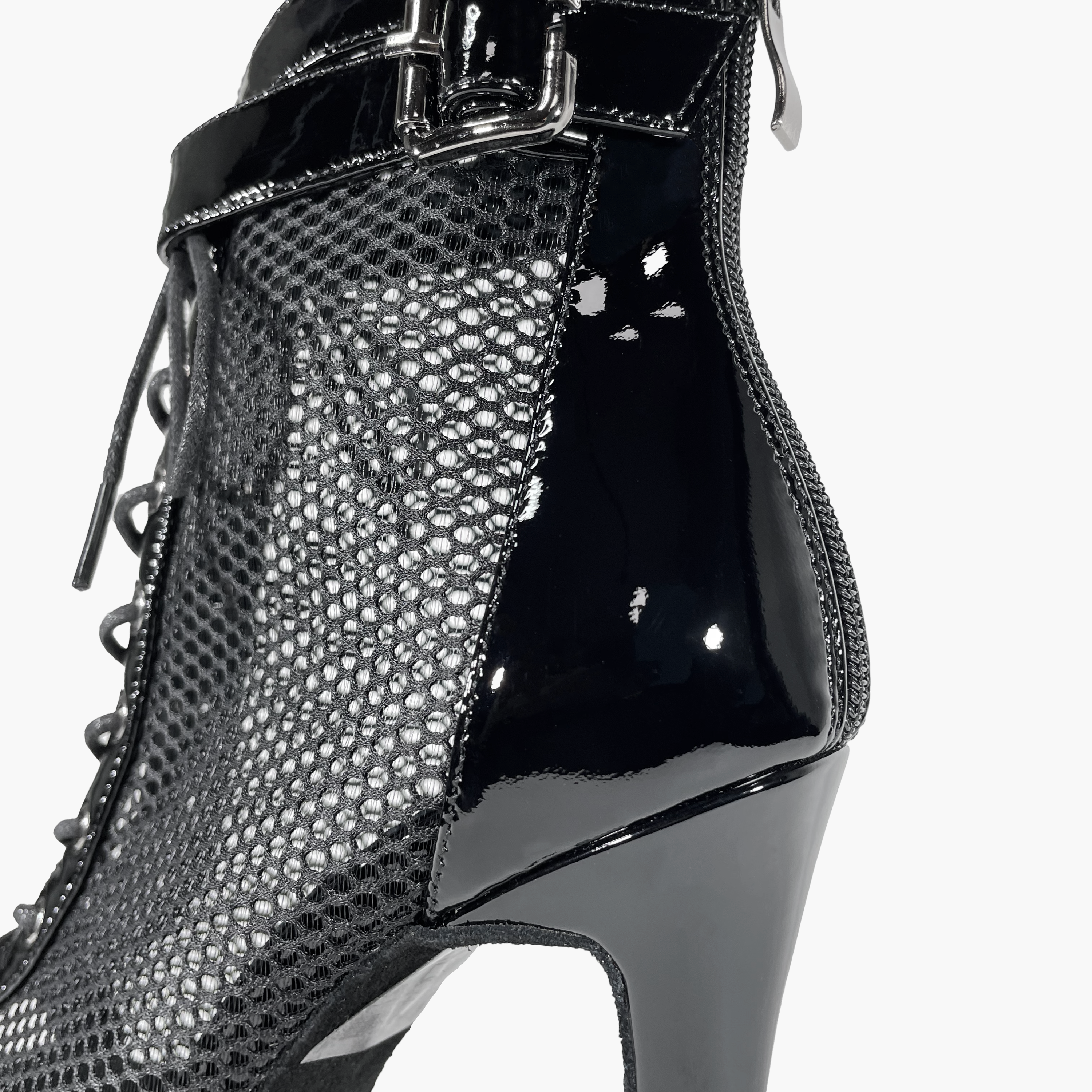 BOTÍN LEERY CHAROL NEGRO