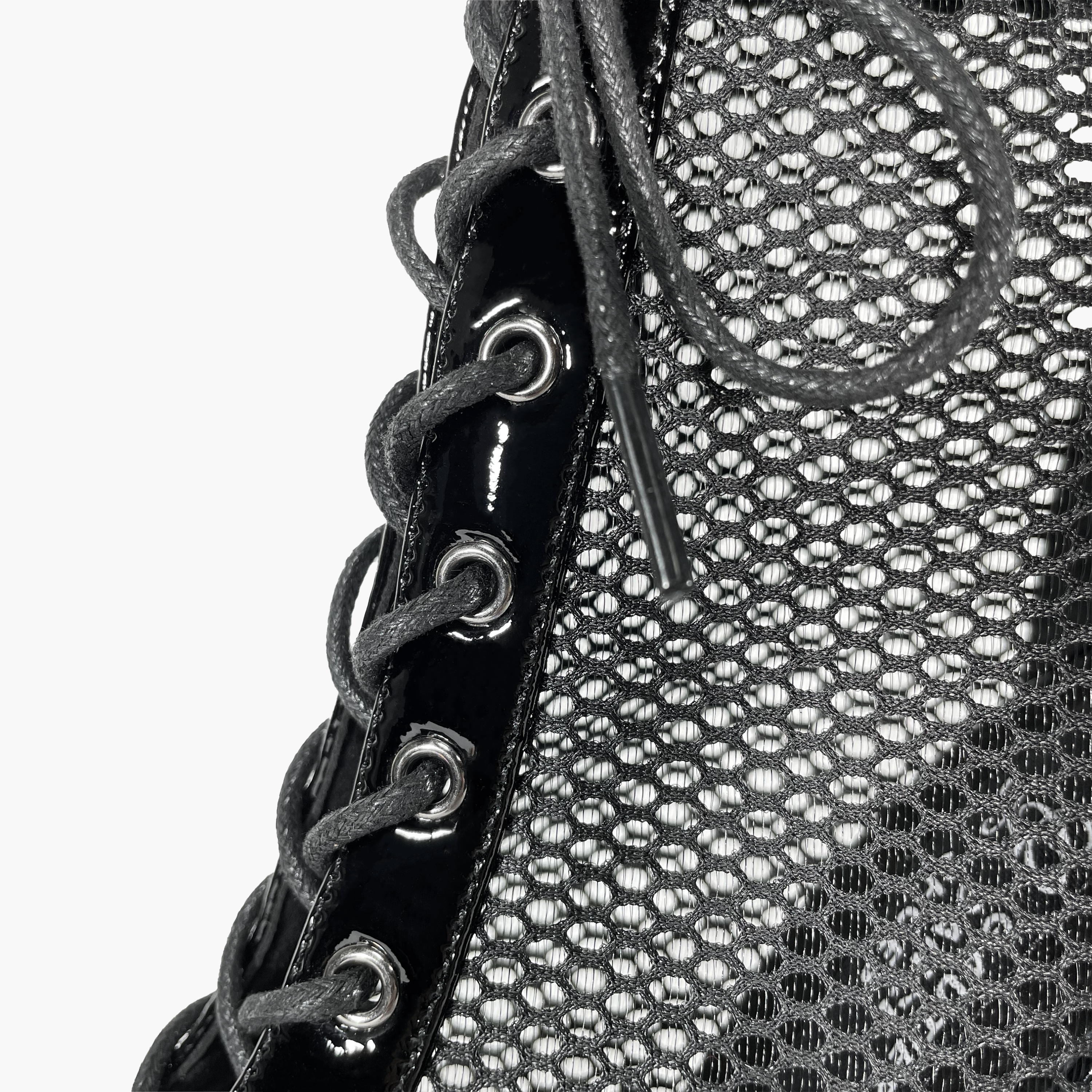 BOTÍN LEERY CHAROL NEGRO