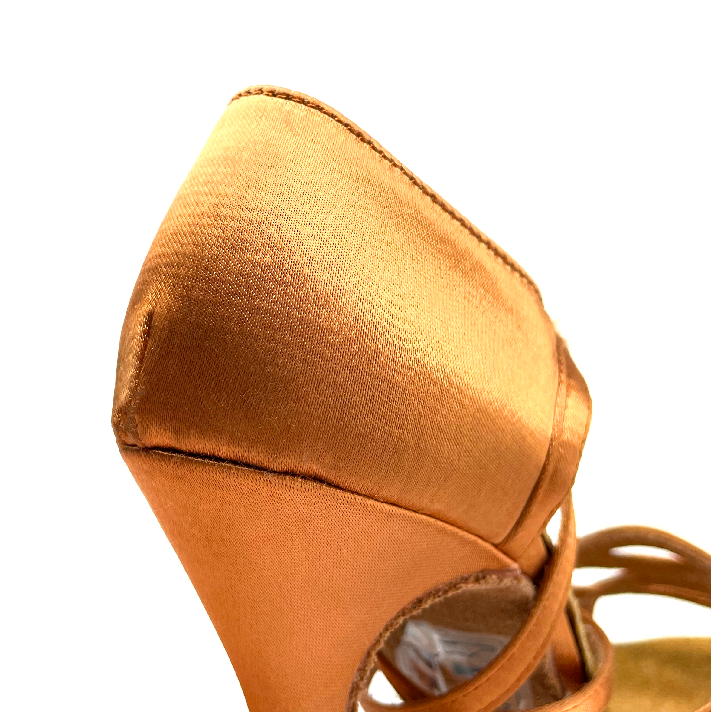 ESSENCE CLÁSICO BRONCE