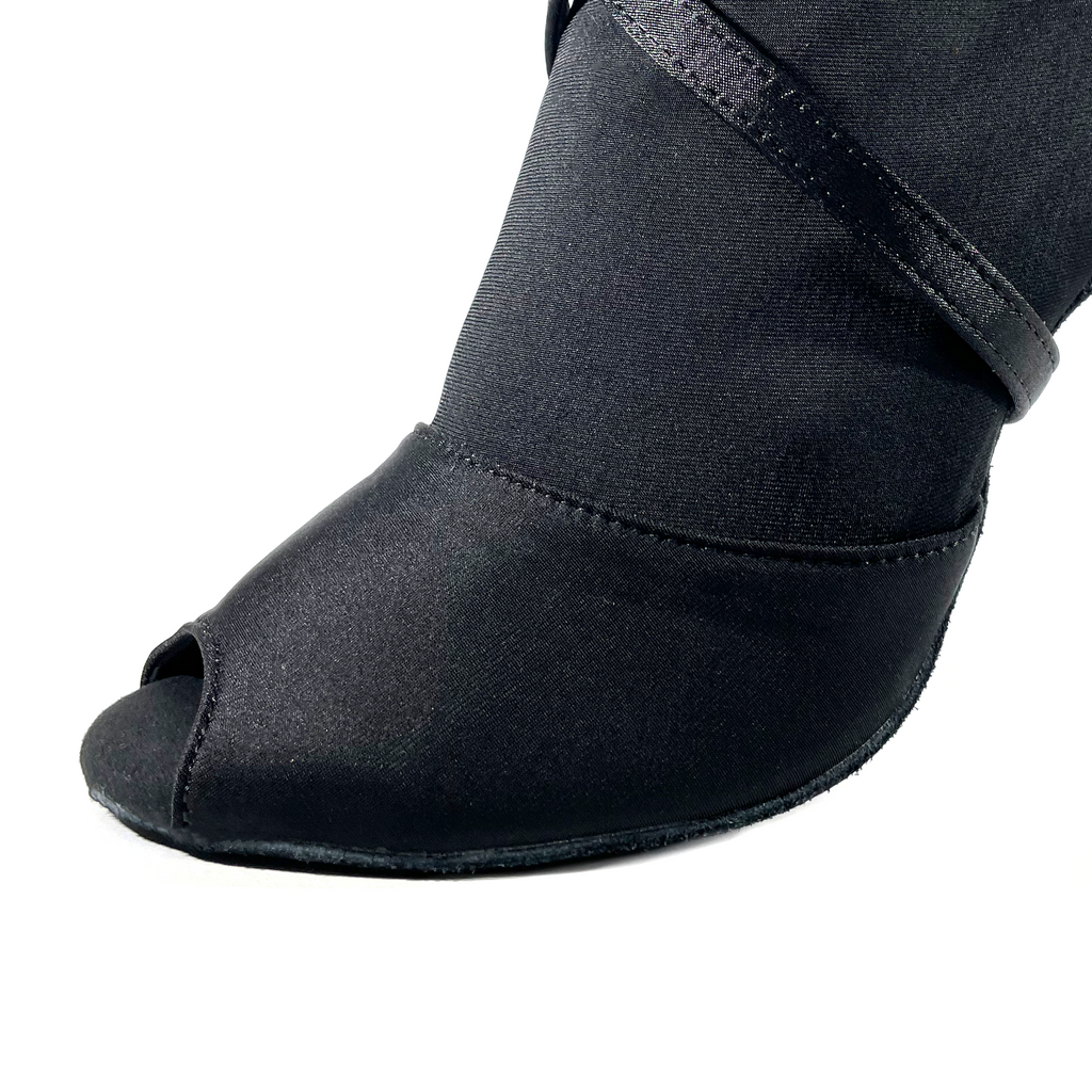 BOTÍN FINESSE NEGRO